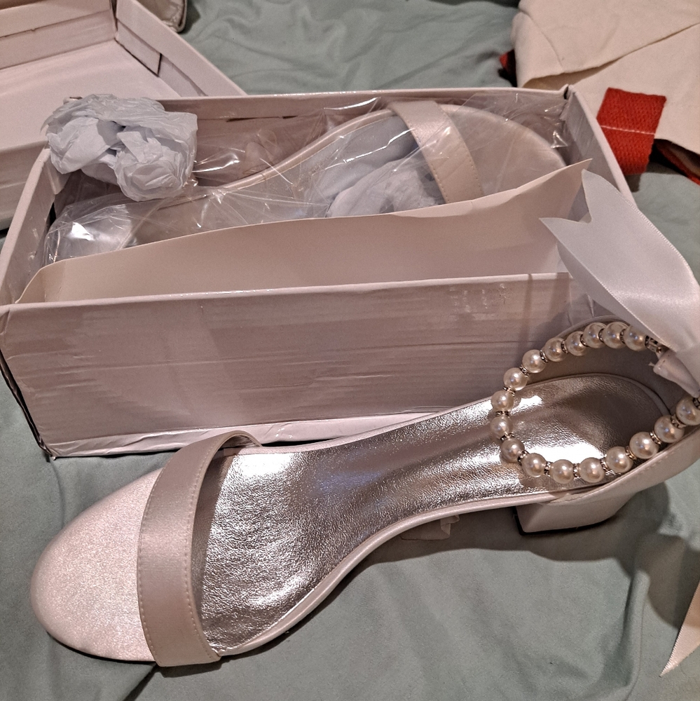 Elegant Pearl-Embellished Silver Heels